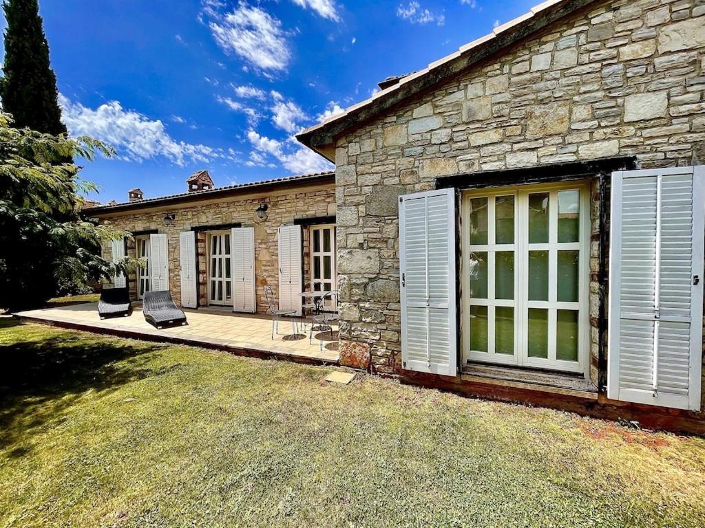 Villa Melissa - Istrisches Steinhaus Mit Pool In Guter Lage Sveti Lovreč Pazenatički المظهر الخارجي الصورة