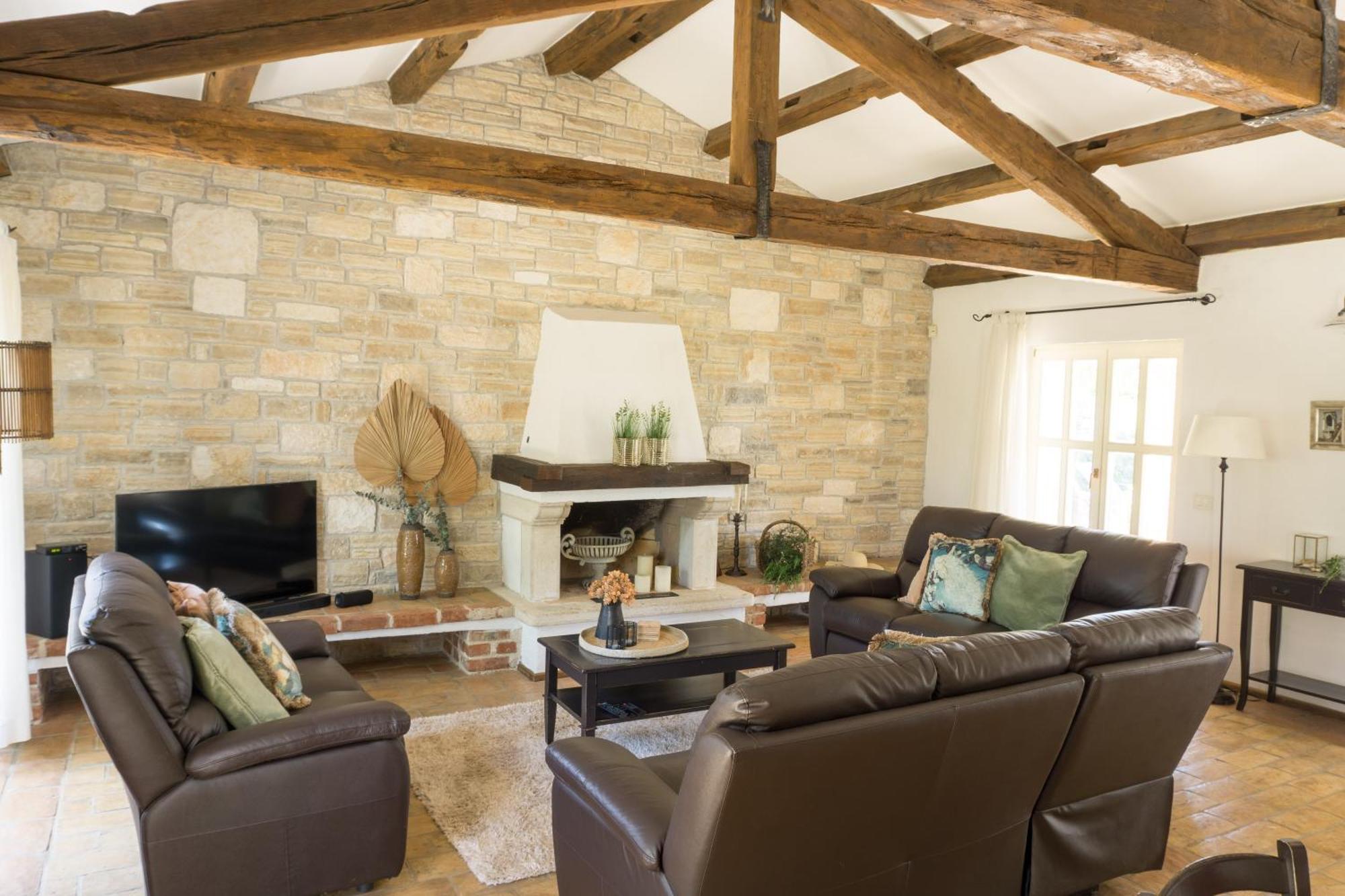 Villa Melissa - Istrisches Steinhaus Mit Pool In Guter Lage Sveti Lovreč Pazenatički المظهر الخارجي الصورة