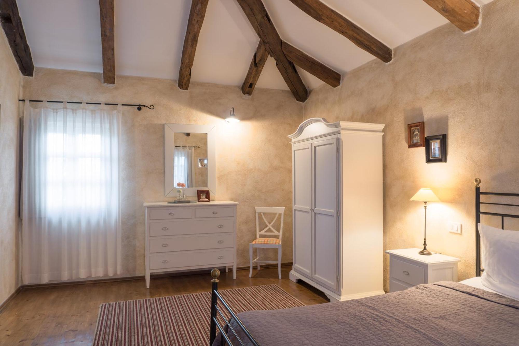 Villa Melissa - Istrisches Steinhaus Mit Pool In Guter Lage Sveti Lovreč Pazenatički المظهر الخارجي الصورة